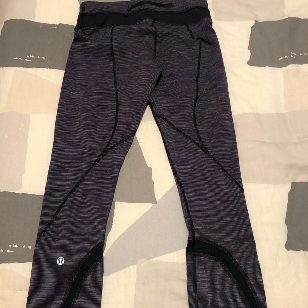 Lululemon we from space inspire crop sz 4